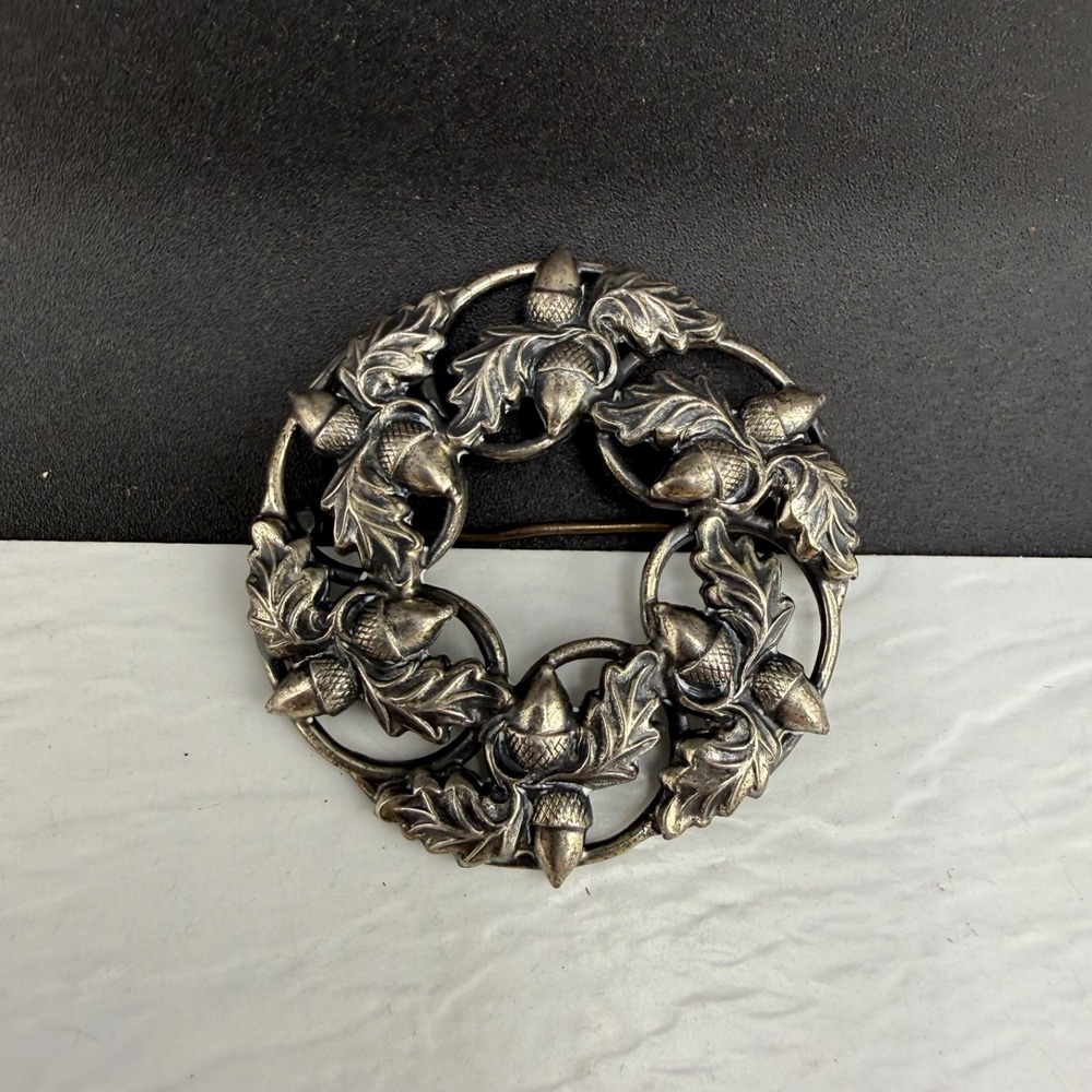 Vintage Estate Danecraft Sterling Silver Brooch Acorn Wreath Fall